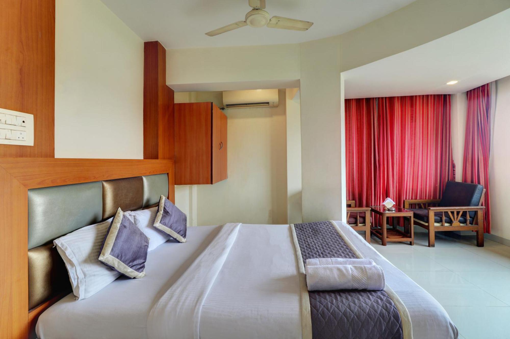 Hotel New Sarovar Grand بانفيل المظهر الخارجي الصورة