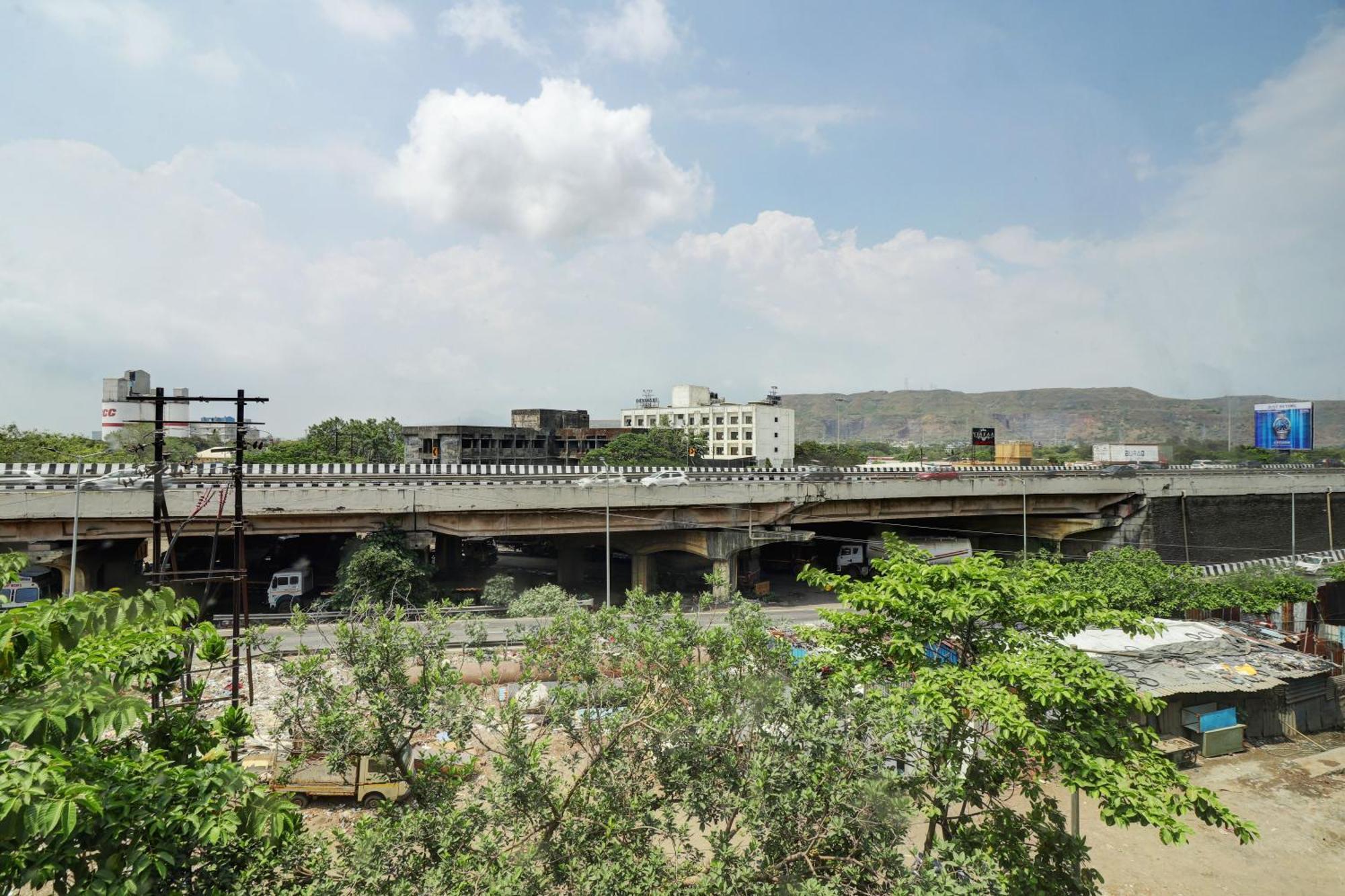 Hotel New Sarovar Grand بانفيل المظهر الخارجي الصورة