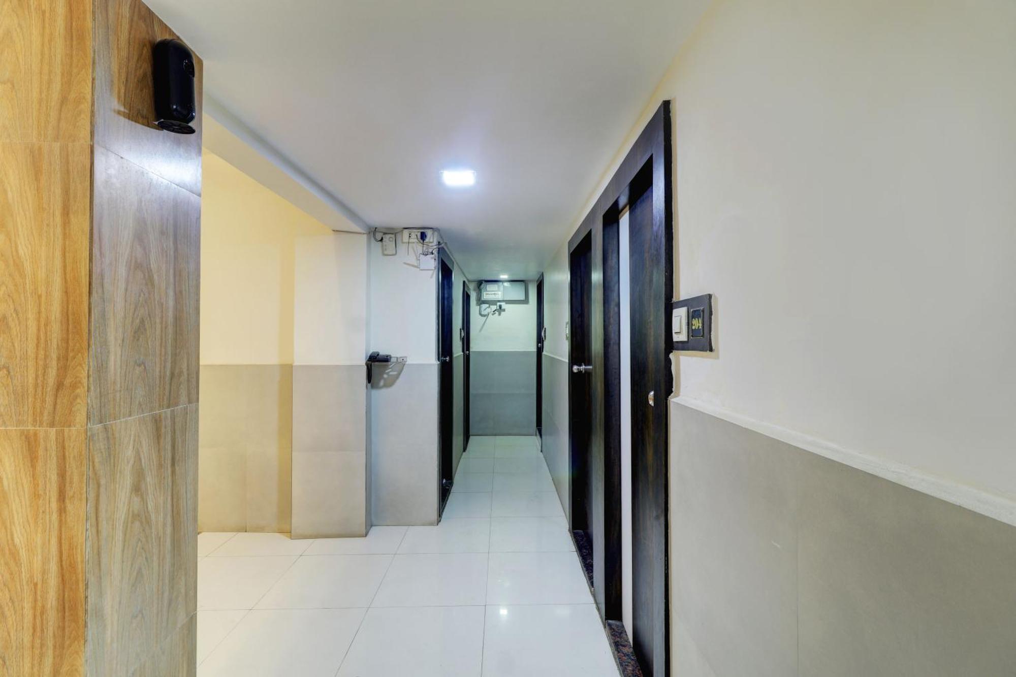 Hotel New Sarovar Grand بانفيل المظهر الخارجي الصورة