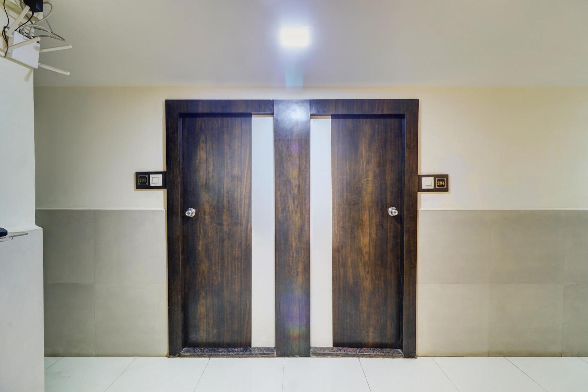 Hotel New Sarovar Grand بانفيل المظهر الخارجي الصورة